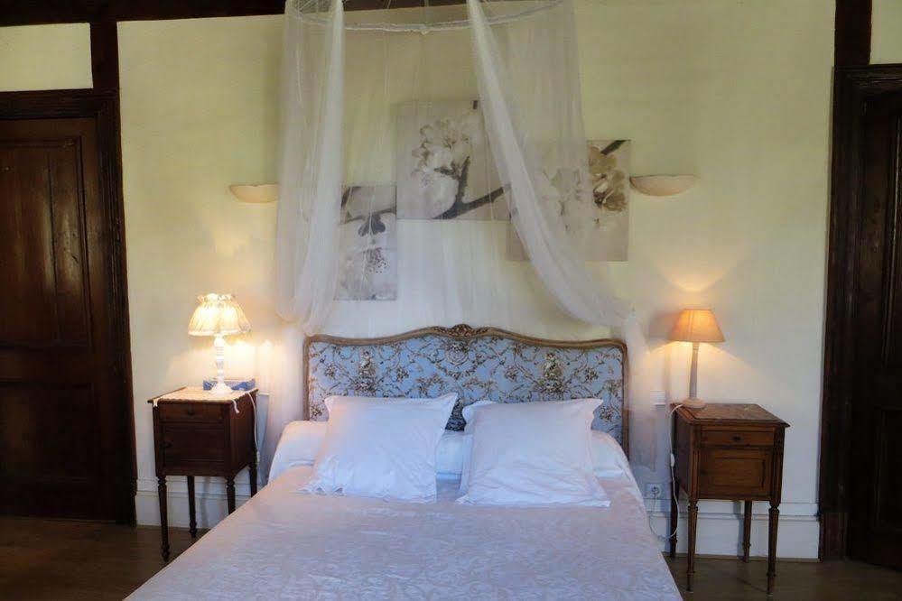 Bed and Breakfast Aux Trois Fontaines Eynesse Экстерьер фото
