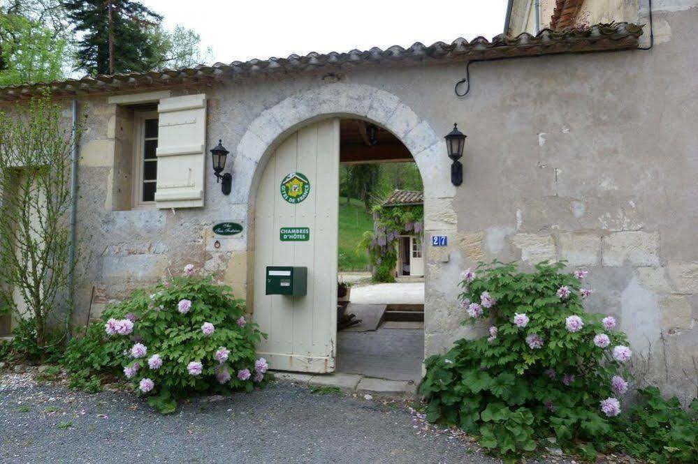 Bed and Breakfast Aux Trois Fontaines Eynesse Экстерьер фото