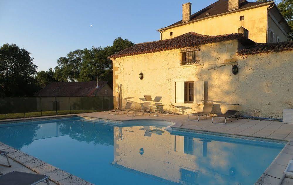 Bed and Breakfast Aux Trois Fontaines Eynesse Экстерьер фото