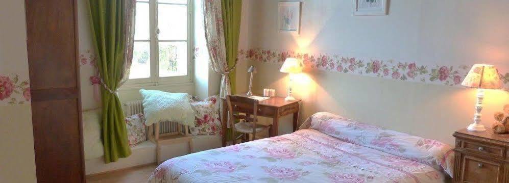 Bed and Breakfast Aux Trois Fontaines Eynesse Экстерьер фото