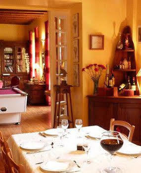 Bed and Breakfast Aux Trois Fontaines Eynesse Экстерьер фото